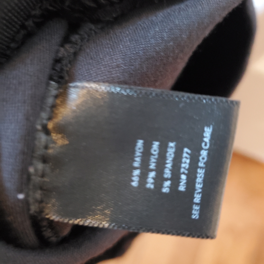 Simply Vera Wang black leggings - Picture 6 of 6
